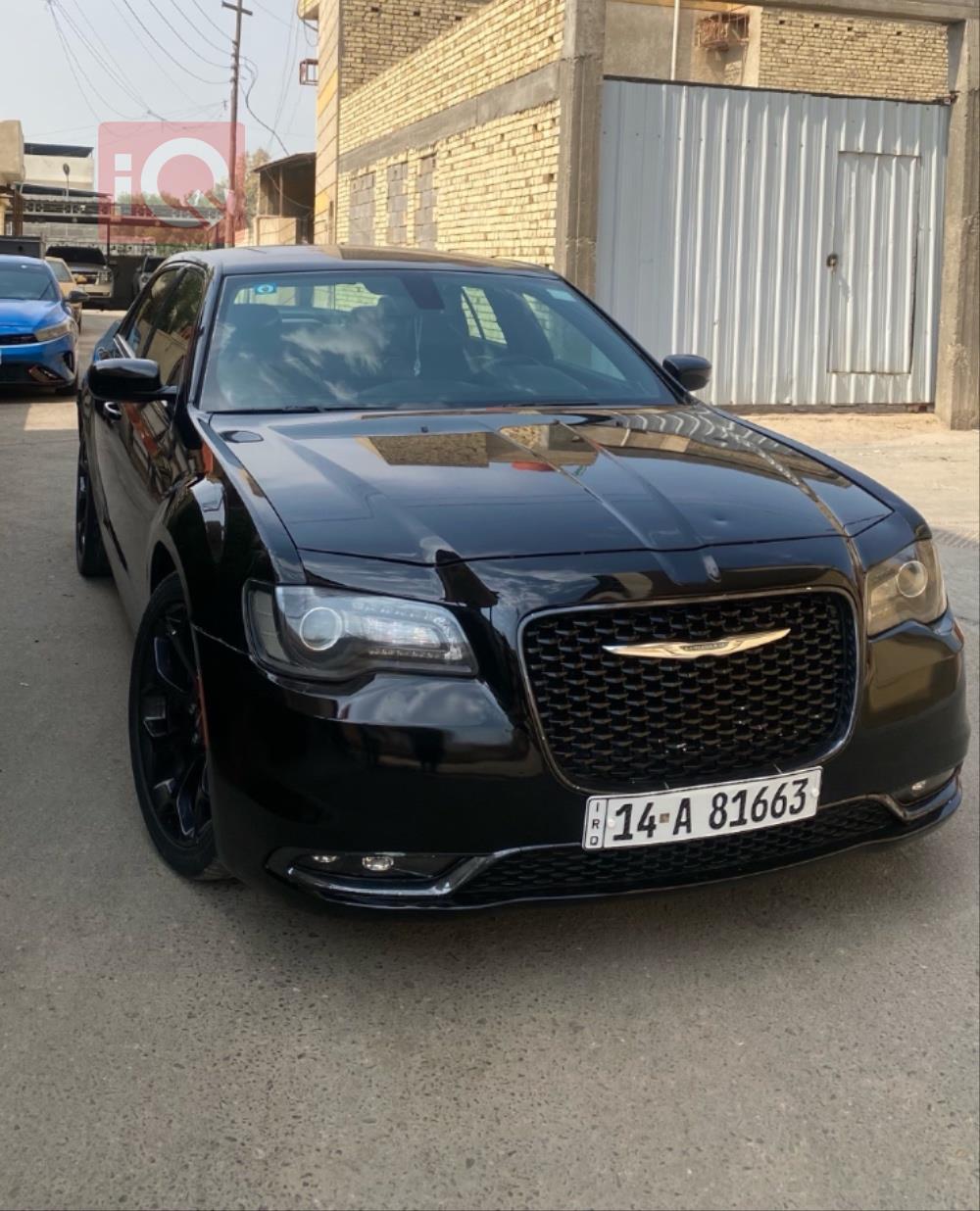 کرایسلەر 300